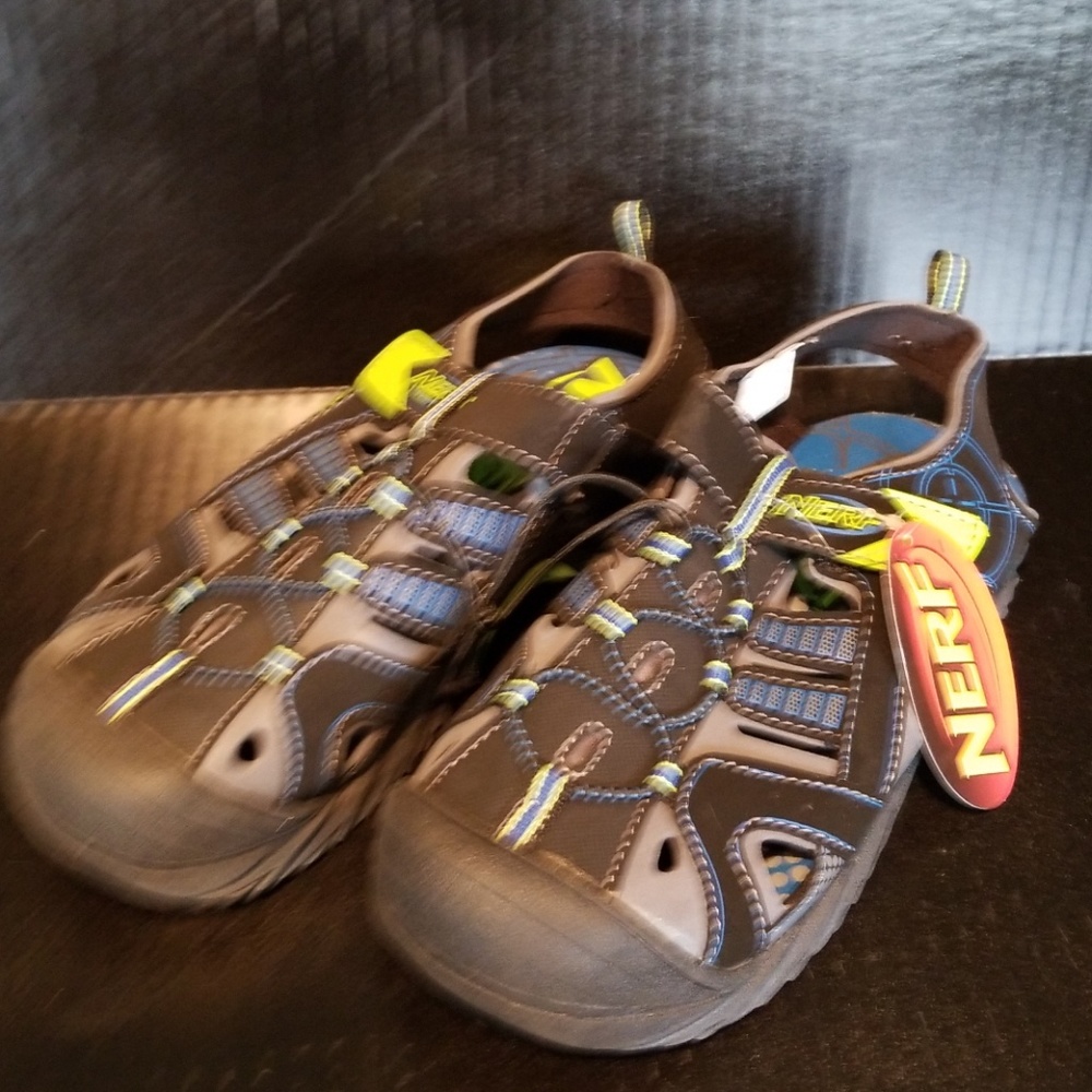 Nerf sandals
